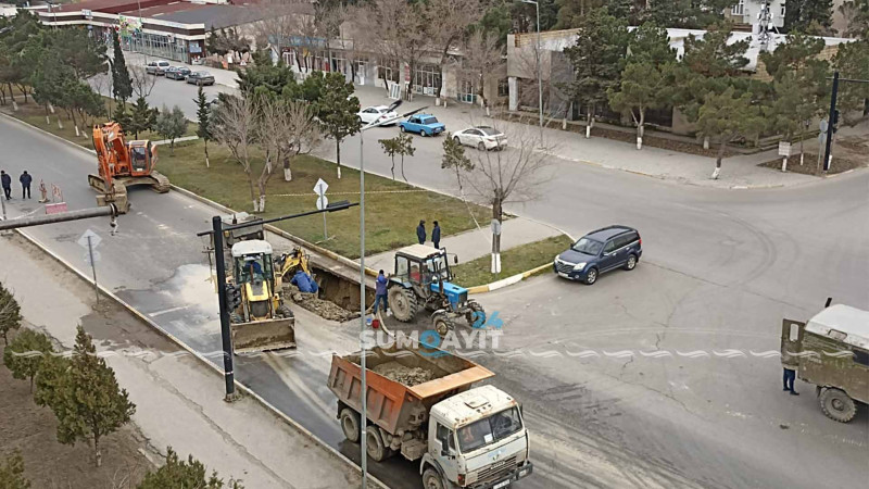 Bakı küçəsində kommunal qəzanın fəsadları aradan qaldırılır