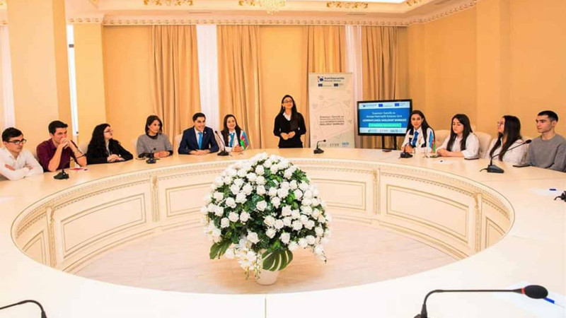 Tələbə və könüllülər Erasmus+ proqramı seminarına qatılıblar