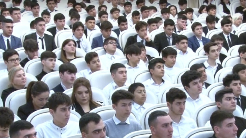Şagirdlərin DİN sistemində təhsilə və xidmətə təşviq edilməsi üçün tədbir keçirilib