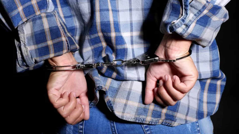 Çay evindən oğurluq edən Sumqayıt sakini tutulub