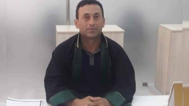 İntihar edən vəkilin üzərindən əlyazma tapılıb