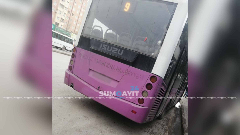 Sumqayıtda avtobus oturacaqları məftillənir