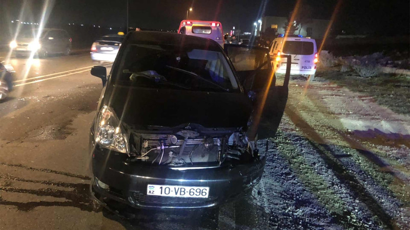 Binəqədi-Novxanı yolunda baş verən qəza tıxaca səbəb olub