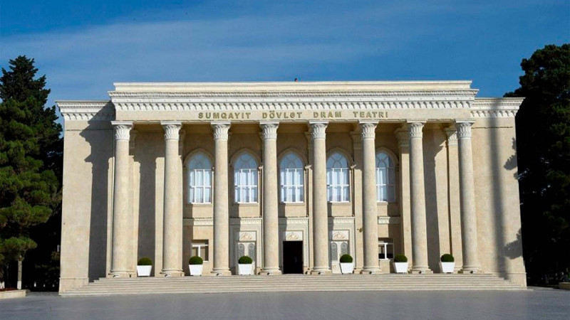 Sumqayıt Dövlət Dram Teatrının aprel ayına olan afişası - Siyahı