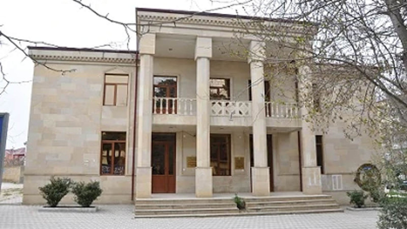 İncəsənət Məktəbinin şagirdləri mükafatlandırılıblar