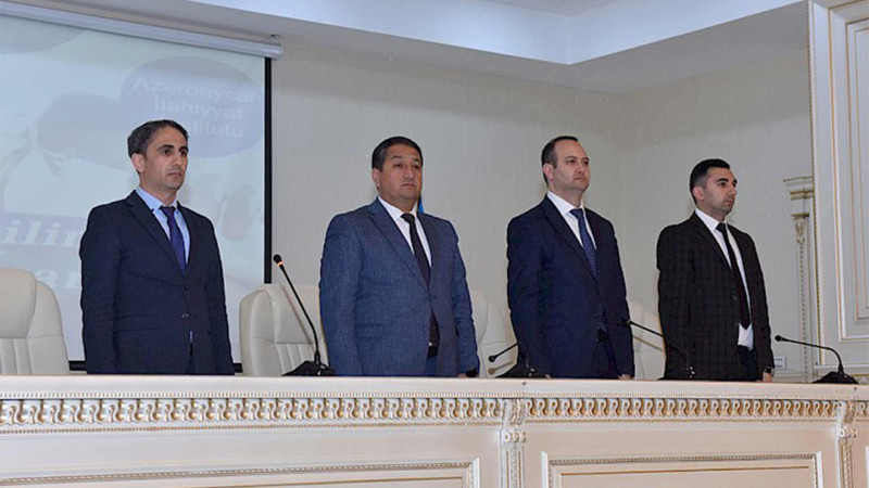 Məktəblilər Azərbaycan İlahiyyat İnstitutunun fəaliyyəti barədə məlumatlandırılıblar