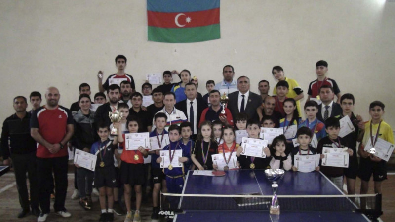 Sumqayıt komandası stolüstü tennis üzrə birinciliyin qalibi olub