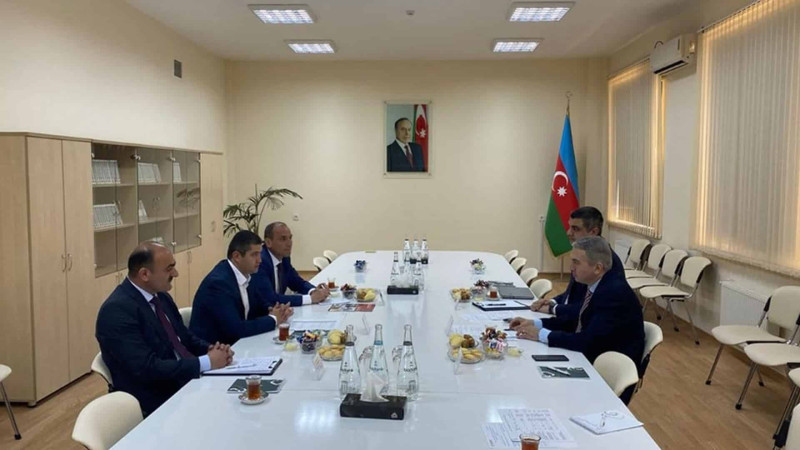 Naxçıvanın iqtisadiyyat naziri Sumqayıt Kimya Sənaye Parkının fəaliyyəti ilə tanış olub