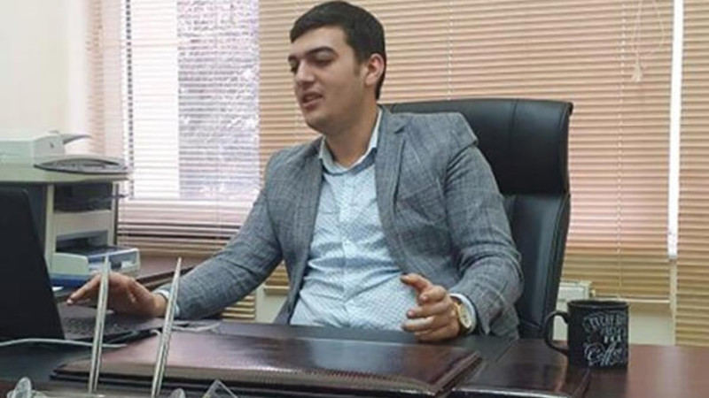 Şantajla qızdan 20 min dollar tələb edən şəxs tutulub