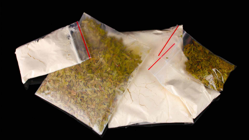 Gənc sumqayıtlı qız narkokuryerliyə cəlb olunub