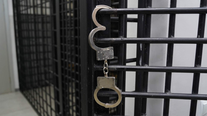 Tibb avadanlıqları oğurlamaqda şübhəli bilinən 2 nəfər tutulub