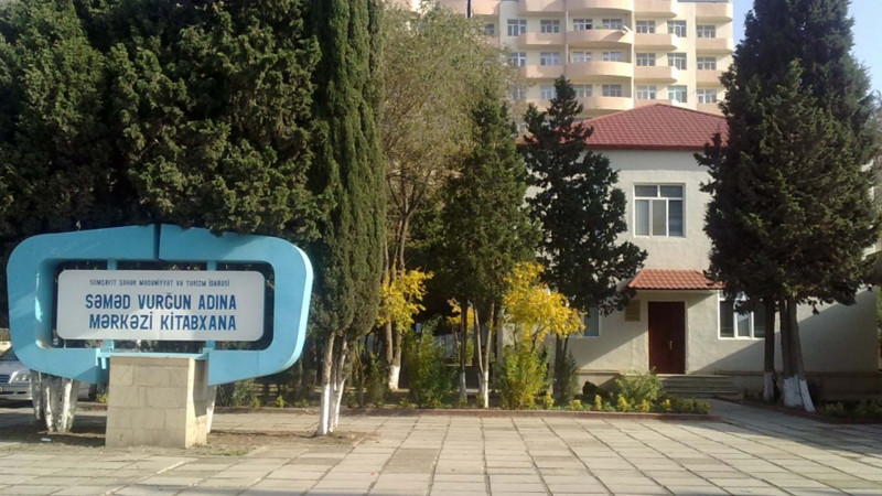 Bir qrup kitabxana əməkdaş mükafatlandırılıb