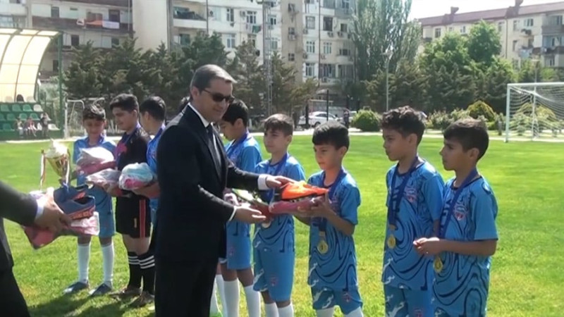 Sumqayıtda yeniyetmələr arasında futbol yarışı keçirilib