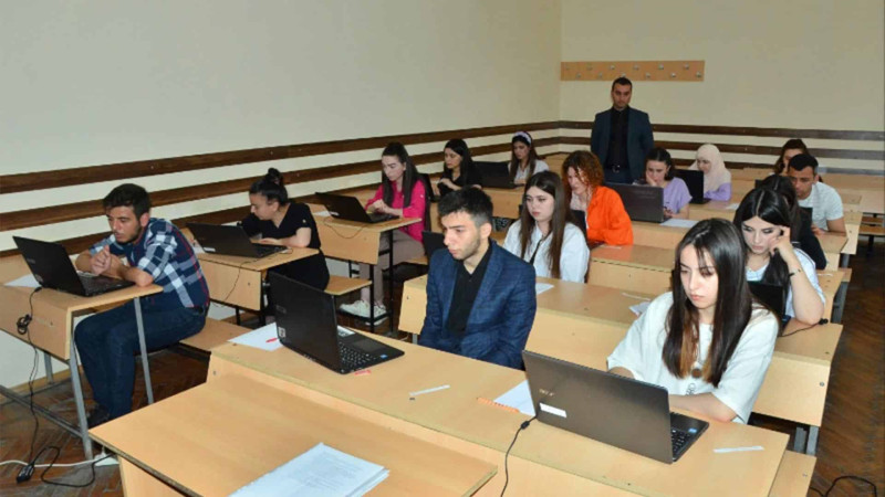 SDU-nun tələbələri respublika olimpiadasının finalında