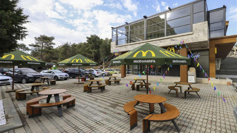 Sumqayıtda “McDonald’s”ın təntənəli açılışı olub