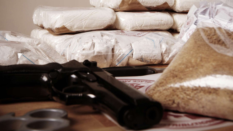 Heroin və silah gizlədən şəxs tutulub