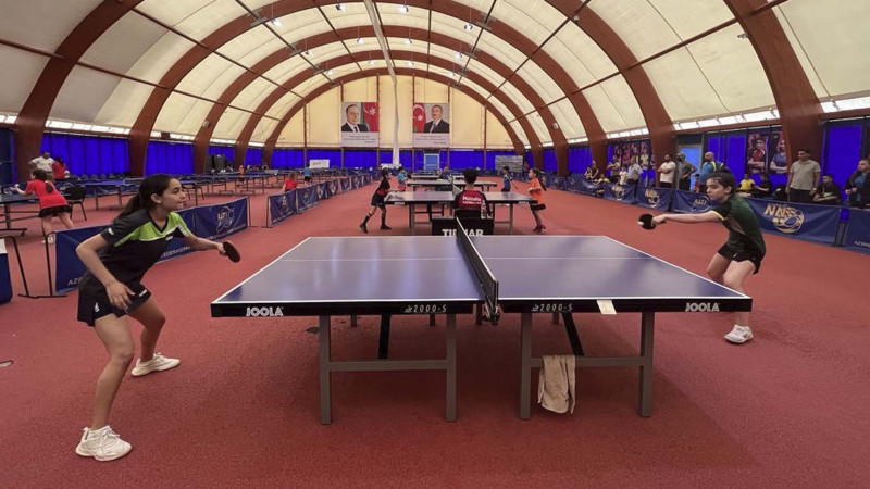 Stolüstü tennis üzrə şəhər birinciliyinin qalibləri mükafatlandırılıblar