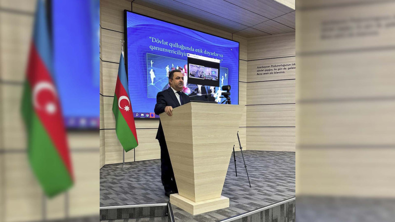 Sumqayıtda çalışan prokurorluq işçiləri maarifləndirici təlimə qatılıblar