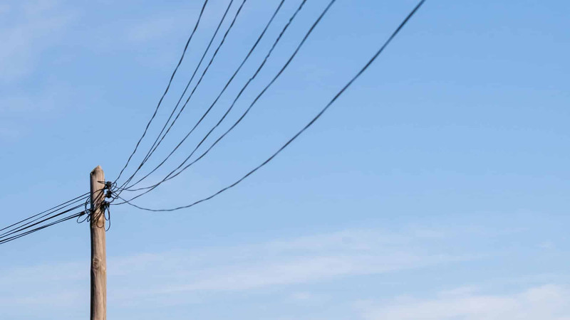 “Soyuducu soyutmur, kondisioner isə bəzək kimi qalıb” - Xəzər bağlarının elektrik problemi