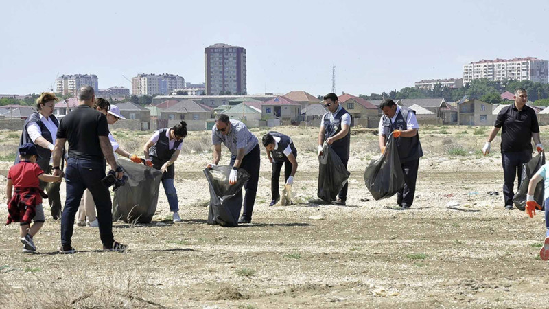 Sumqayıt sahili zibildən təmizlənib