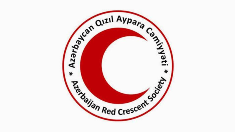 Adının hallanmağını istəməyən xeyriyyəçi aztəminatlı ailələrə ərzaq yardımı çatdırıb
