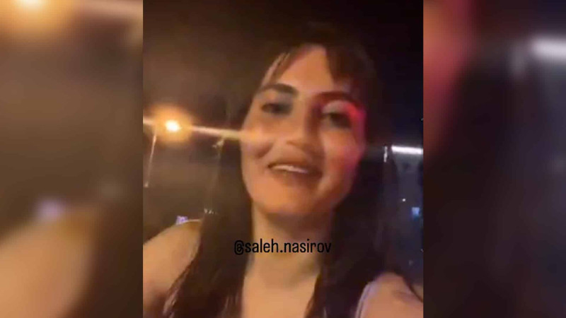 Polisin saxladığı qadın TikTok-da canlı yayım açdı
