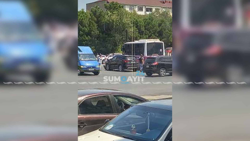 Qırmızıda keçən sürücü qəza törədib