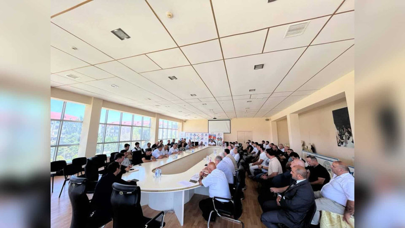 İdman ictimaiyyətinin nümayəndələri gələcək planları müzakirə ediblər