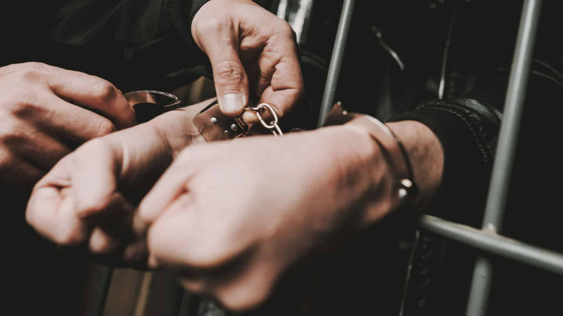 Novxanı çimərliyində bibisi oğlunu boğan şəxsə hökm oxunub