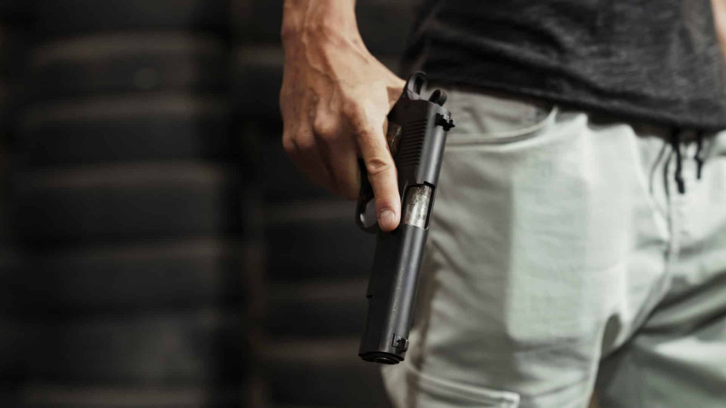 Sarayda üzərində tapança gəzdirən şəxs saxlanılıb