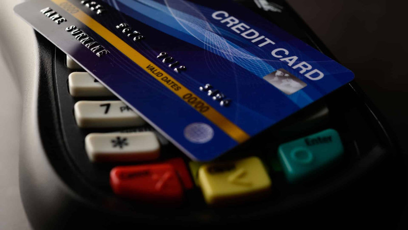 Sumqayıt sakini bank kartından 360 manat oğurlamaqda şübhəli bilinir