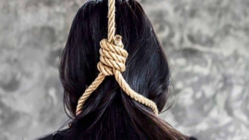 Sumqayıtda 2 uşaq anası özünü asıb