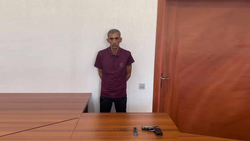 Novxanıda “Makarov” satmaq istəyən şəxs tutulub