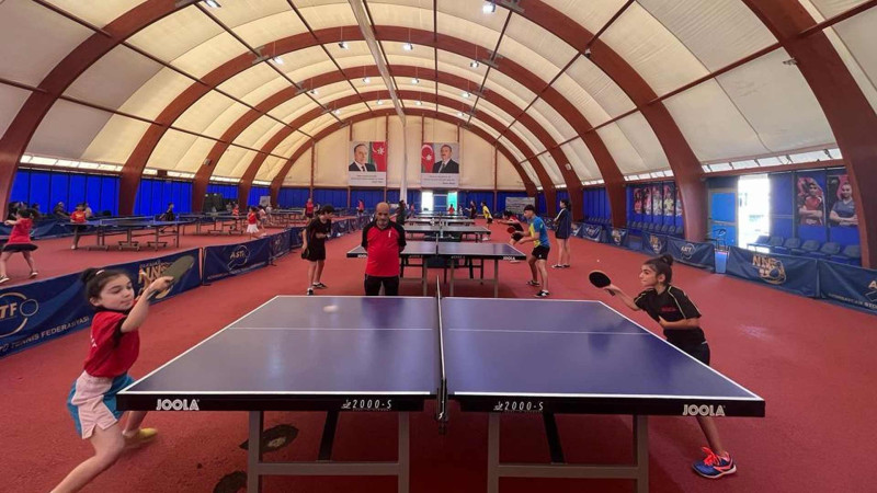 Bulvarda tennis və cüdo üzrə nümunəvi çıxışlar olub