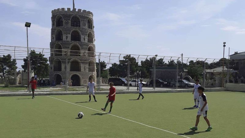 Yeniyetmə futbolçular yoldaşlıq oyununda iştirak ediblər
