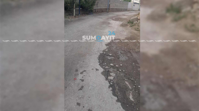 Aşıq Ələsgər küçəsi: bəzi evlərin önü niyə asfaltlanmır?