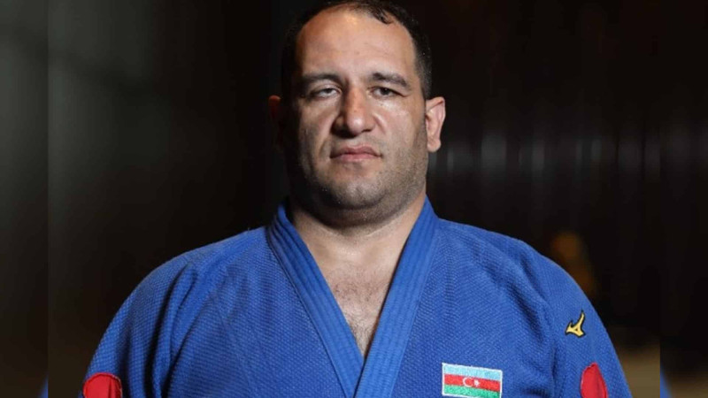 İlham Zəkiyev Paralimpiya Çempionatının fəxri kürsüsünə qalxıb