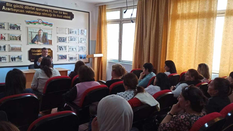 Sumqayıt Dövlət Peşə Təhsil Mərkəzində illik tədris planları müzakirə olunub
