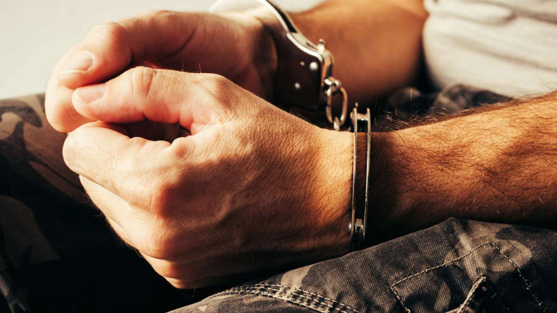 Həmşəhərlimiz oğurluq üstündə tutulub