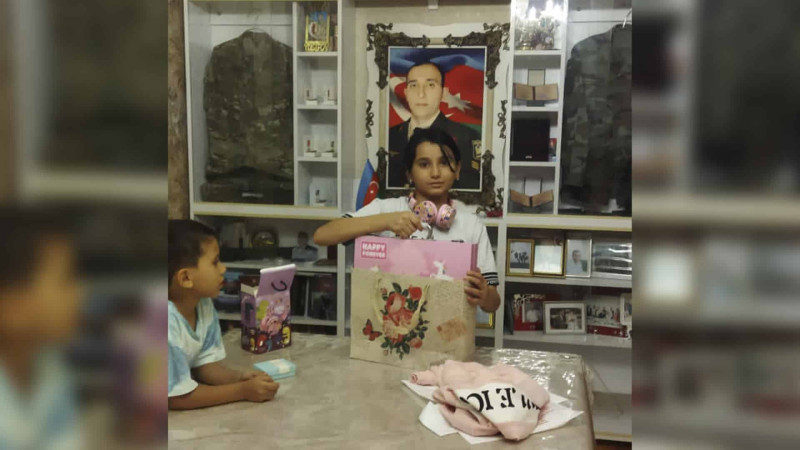 Şəhidimizin qızı doğum günündə diqqətsiz qalmayıb