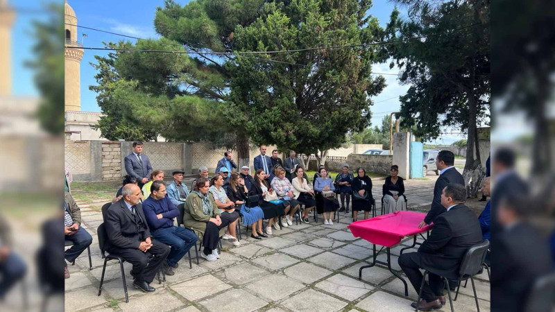 Sumqayıtdan olan deputatı Şorabad və Türkobada olub
