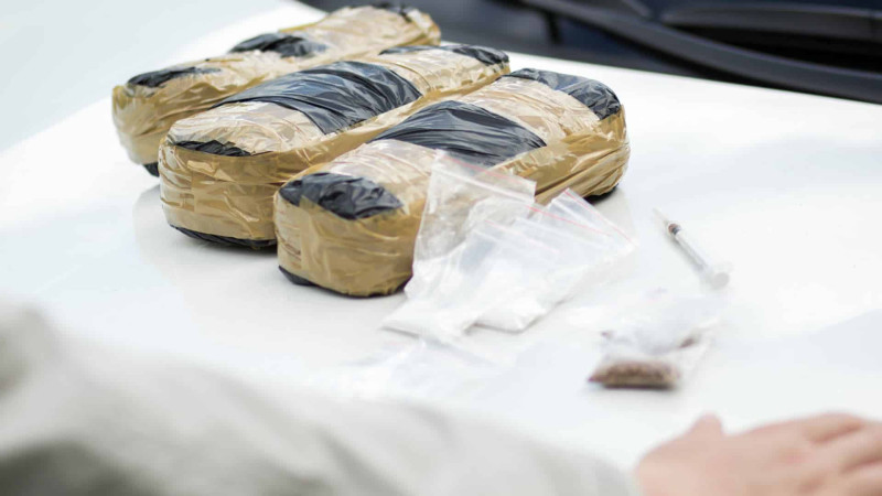 Keçmiş dustaqda heroin tapılıb