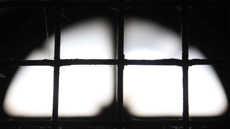 Atasını öldürən kişinin şikayətinə baxılıb