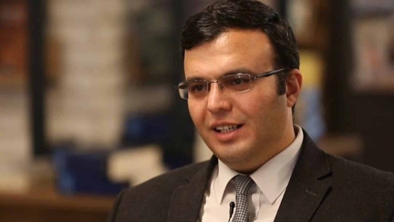 Sumqayıtdan olan alimin kitabını nüfuzlu nəşriyyat dərc edib