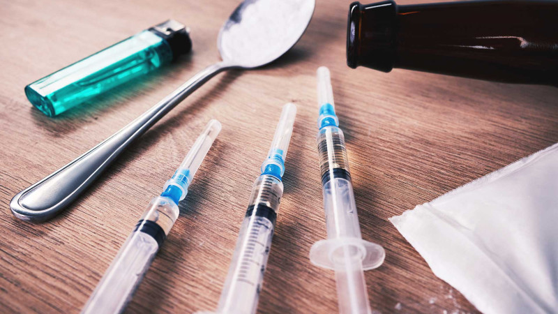 Heroin üstündə tutulan Sumqayıt sakininin 32 minlik oğurluq etdiyi məlum olub