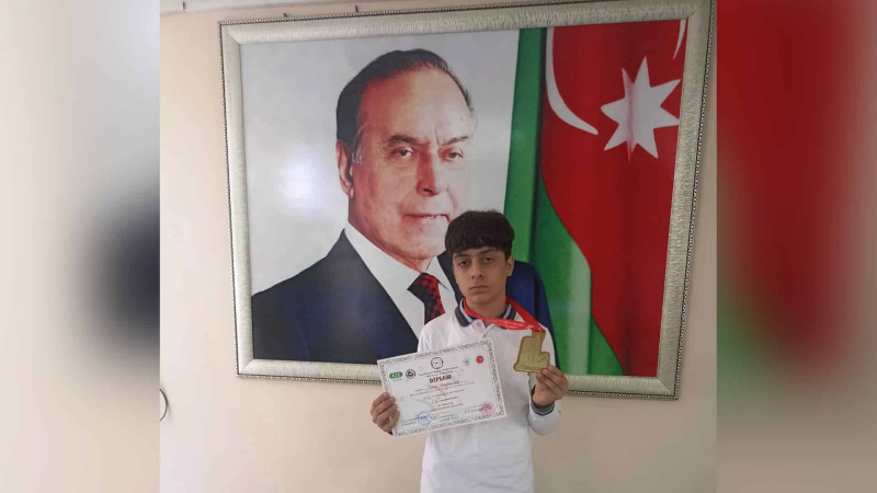 Məktəblimiz karate turnirinin qalibi olub