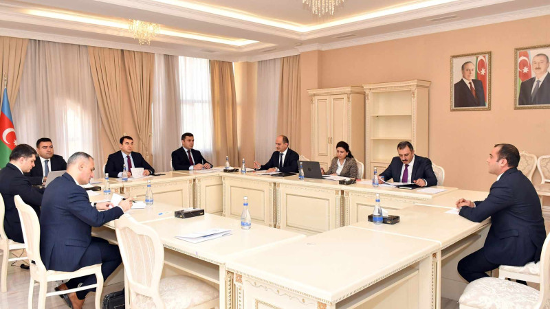Mədəniyyət naziri vətəndaşları qəbul edib