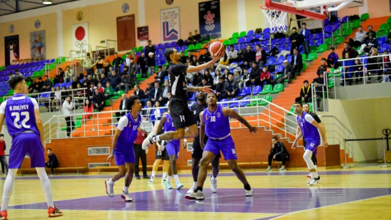 Sumqayıt BK-nın oyunu təyyarə qəzası ilə bağlı təxirə salındı