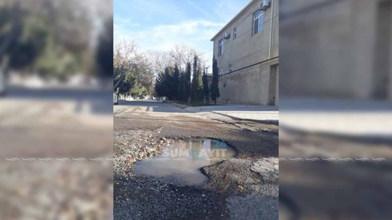 Kotecin əsas küçələrindən biri pis vəziyyətdədir