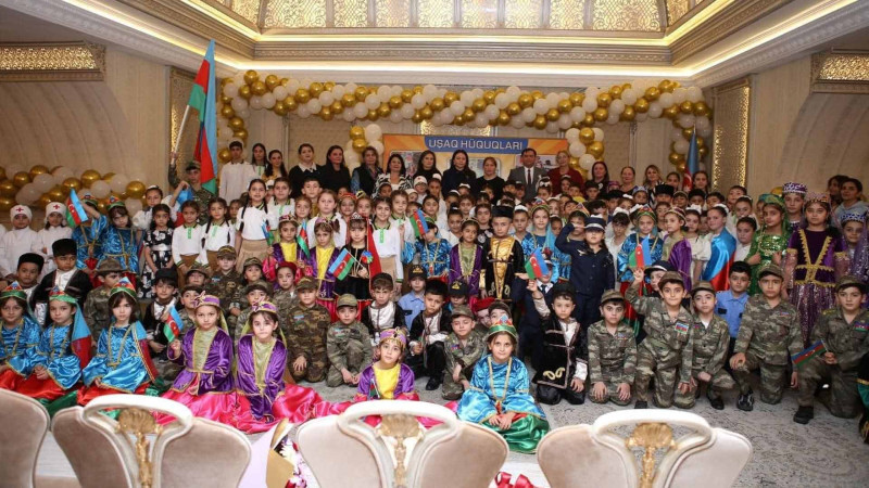 Şagirdlərin iştirakı ilə “Sevgi dolu bir dünya” tədbiri baş tutub